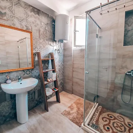 Aqua